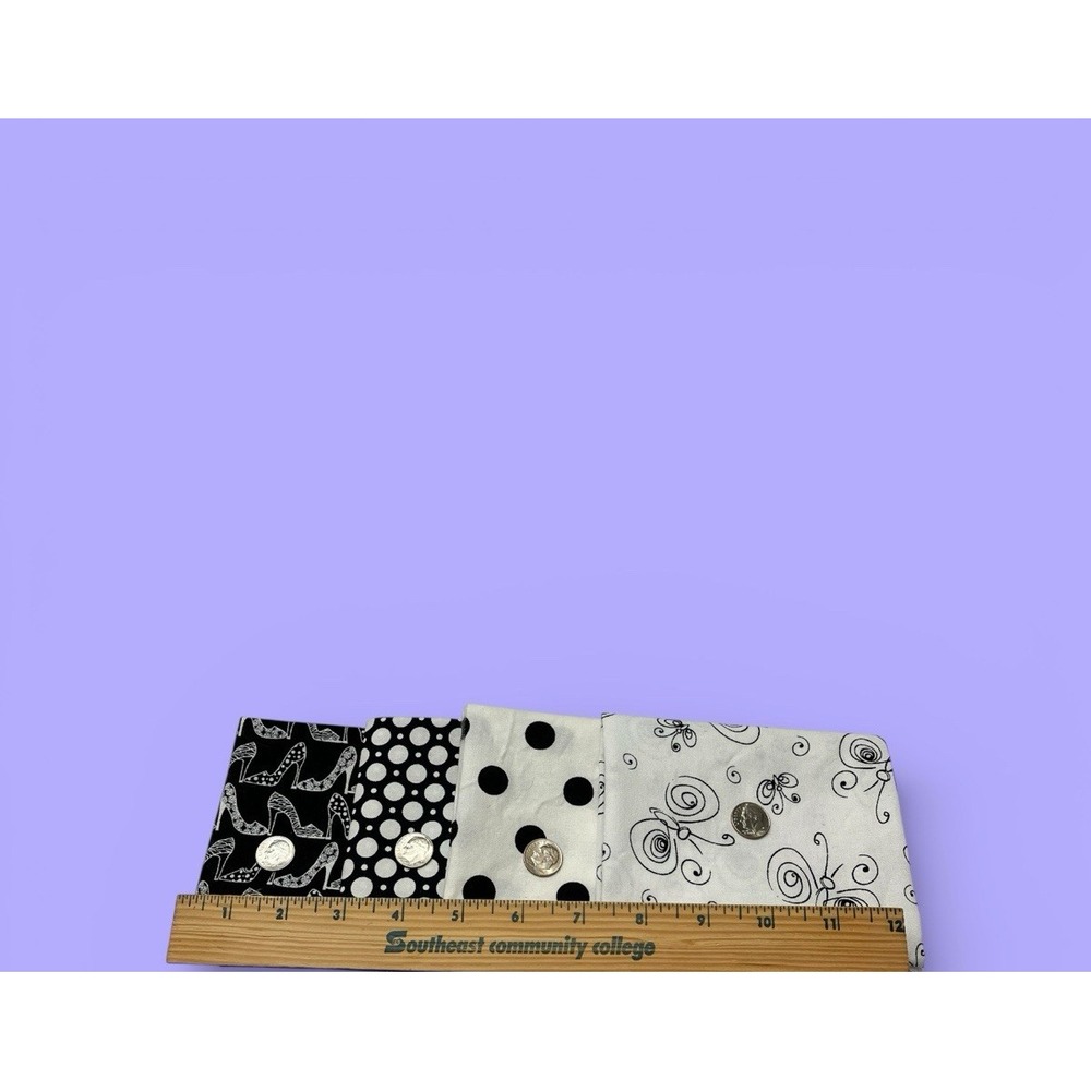 Quilt Craft Fabric 100% Cotton‎ Material 4 Fat Quarters Black White Dots Shoes +